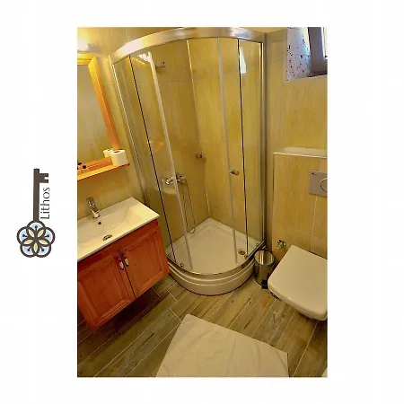 Hotel Lithos *